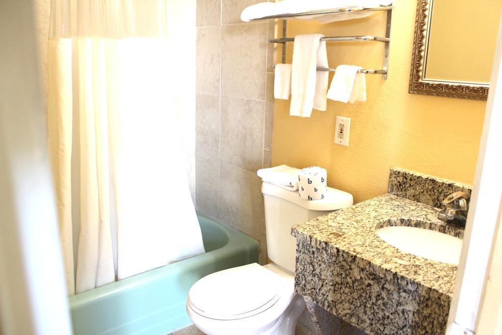 Budget Inn - St. Petersburg Chambre photo